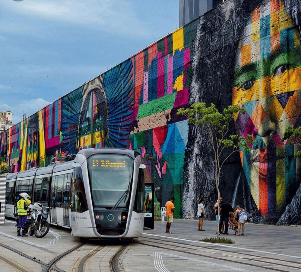 Living Hotel Express - Rio de Janeiro — Fotos 1
